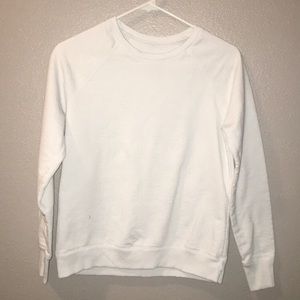 basic white crew neck